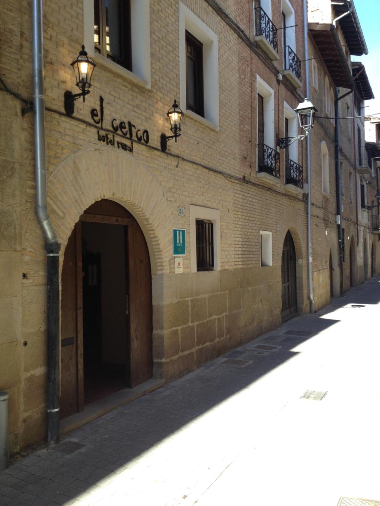Hotel El Cerco Puente la Reina Exteriör bild